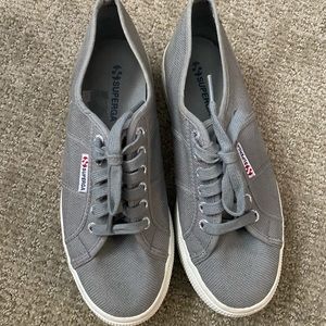 Superga platform sneaker